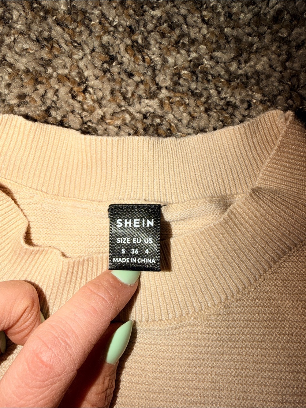 Ivory Ruffle Shoulder Ribbed Sweater - Picture 2 of 5